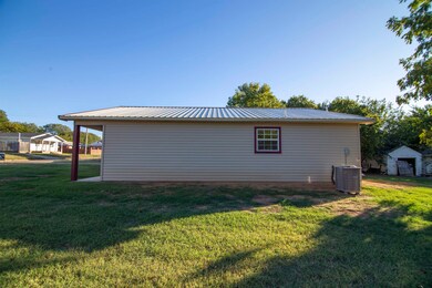305 305 S 12th, Duncan, OK - photo 3