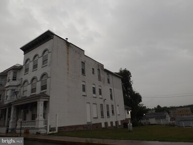 129 S Jardin St, Shenandoah, PA 17976 - photo 3
