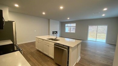 7293 Mulberry Trace Ln, Flowery Branch, GA 30542 - photo 6