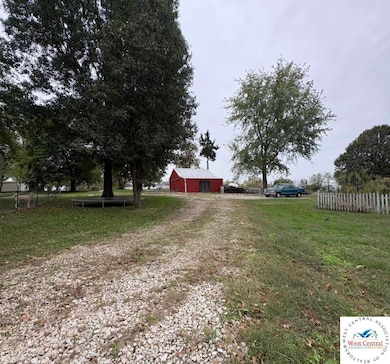 1407 Conrad St, Centertown, MO 65023 - photo 6