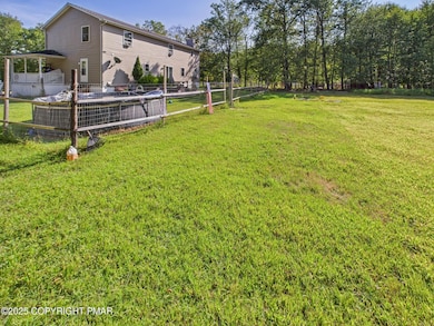 218 Spruce Run Dr, Dingmans Ferry, PA 18328 - photo 7