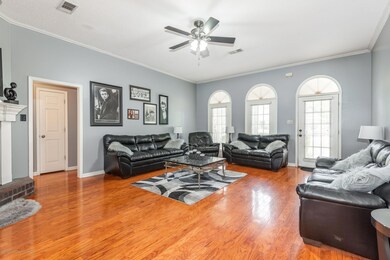 living room toward front entrance