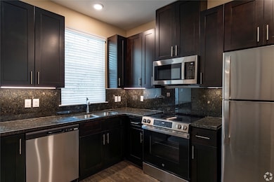 3730 Boettcher Dr unit 808, Huntsville, TX 77340 - photo 6