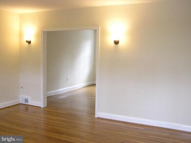 3009 Beverly Rd, Baltimore, MD 21214 - photo 3