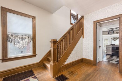 Foyer Entry