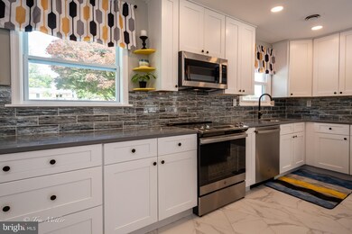 2112 Arden Dr, Fallston, MD 21047 - photo 6