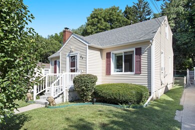 82 Burr Street-43