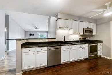 3542 Chestnut Park Ln, Cleves, OH 45002 - photo 5