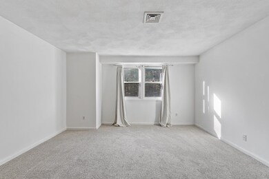 6 Heritage Village Dr unit U606, Nashua, NH 03062 - photo 7