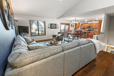 603 E 15th St, Pella, IA 50219 - photo 4