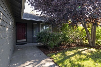 2-web-or-mls--818 NE Negus Pl, Redmond-2