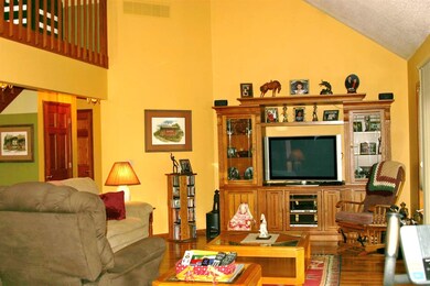 438 Lowry Way, Roanoke, IN 46783 - photo 3