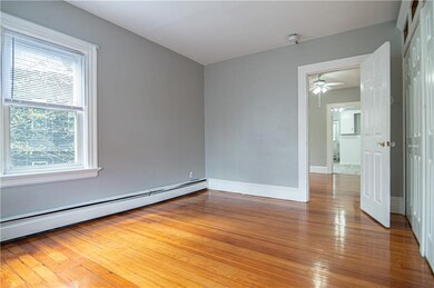 78 Forest St unit 2, Providence, RI 02906 - photo 2