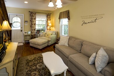 11 Buena Vista Ct, Allenhurst, NJ 07711 - photo 6