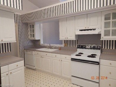 Large Kitchen