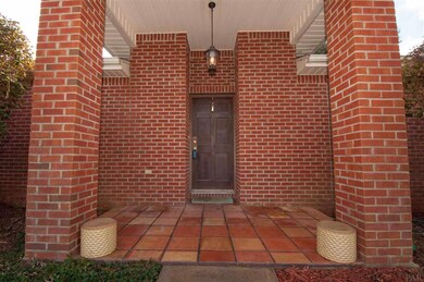 3384 Holt Cir, Pensacola, FL 32526 - photo 3