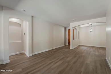 180 W Roadrunner Dr, Chandler, AZ 85286 - photo 2