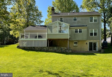 14925 Dufief Dr, North Potomac, MD 20878 - photo 6