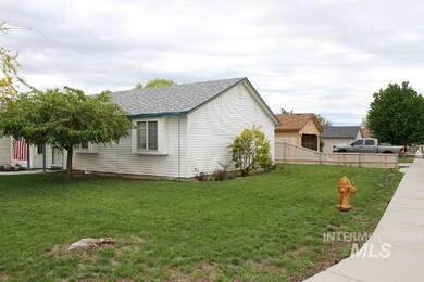 2524 Smart St, Nampa, ID 83686 - photo 3