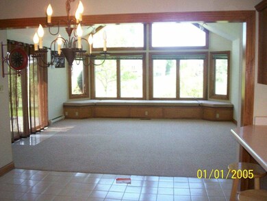 View from the informal eatting area with the kitch