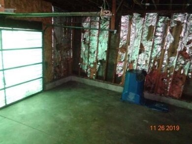 2519 Colfax St, Gary, IN 46406 - photo 7