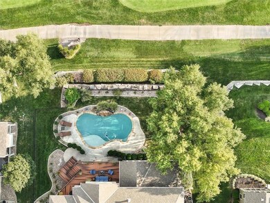 10025 Warwick St, Lenexa, KS 66220 - photo 4