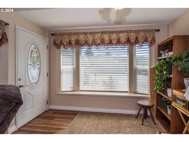 1525 E Fourth Ave, Sutherlin, OR 97479 - photo 5