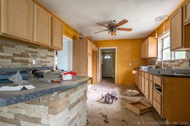 441 Carter St SE, Ardmore, OK 73401 - photo 5