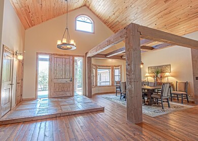 Foyer-Entry