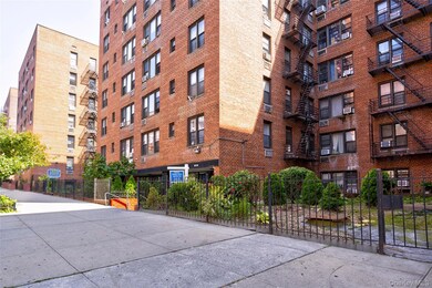 83-30 Vietor Ave unit 417, Elmhurst, NY 11373 - photo 2