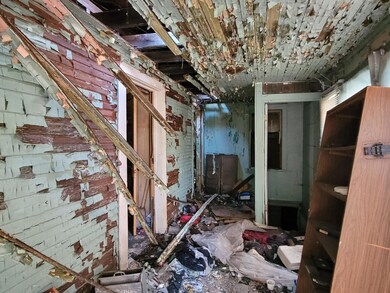 1112 Johnson St, Gary, IN 46407 - photo 3