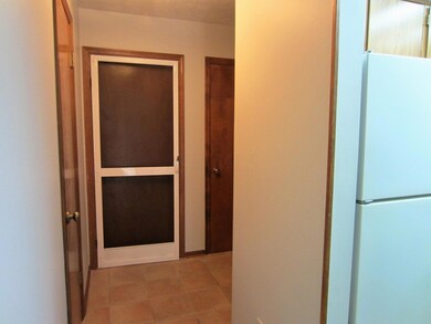 Foyer to Garage2