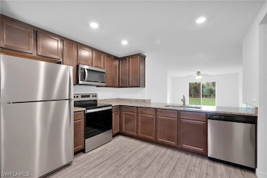 844 La Salle Ave, Fort Myers, FL 33913 - photo 6