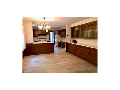 Eat in kitchen