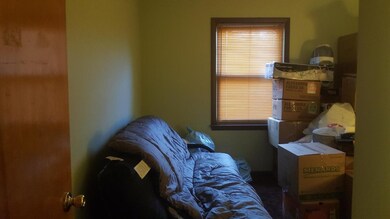 226 N Wright St, Griffith, IN 46319 - photo 4