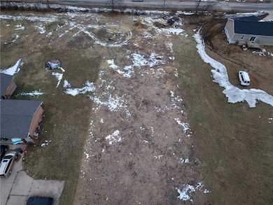 2641 Union Dr SW, Cedar Rapids, IA 52404 - photo 6