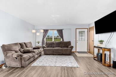 16445 Algoma Ave NE, Cedar Springs, MI 49319 - photo 3