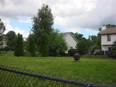 712 W Rosewood Dr, Bloomington, IN 47404 - photo 5