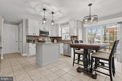 7117 Wimmer Ln, Sykesville, MD 21784 - photo 5