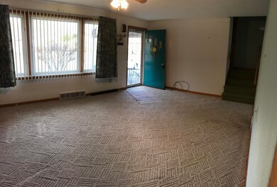 467 Youngwood Dr, East Stroudsburg, PA 18301 - photo 3