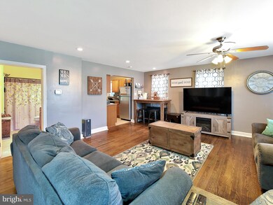 17107 Miner Ave, Williamsport, MD 21795 - photo 4