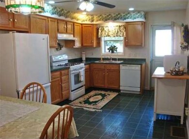 7 Homeward Ave, Uxbridge, MA 01569 - photo 7