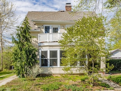 4 Franklin Ct, Northampton, MA 01060 - photo 2