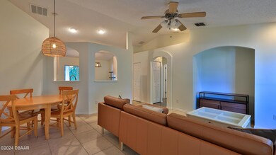 927 N Lake Lindley Dr-7