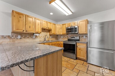6222 W 135 N #15-5