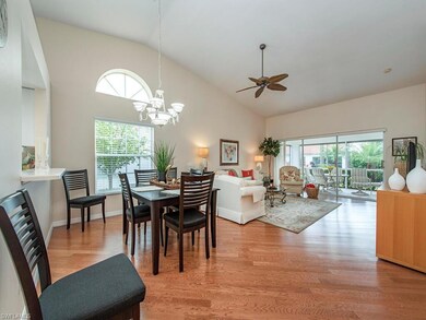 Living Dining with lots of light. Volume Ceilings.