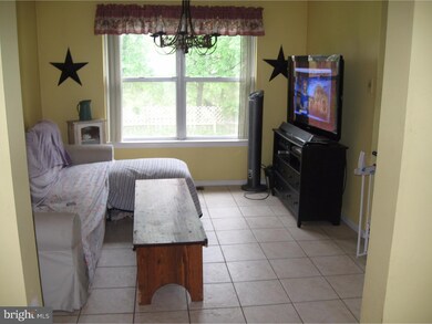 4808 Woodspring Dr, Pipersville, PA 18947 - photo 5