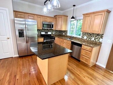 85 E Mountain St, Worcester, MA 01606 - photo 2