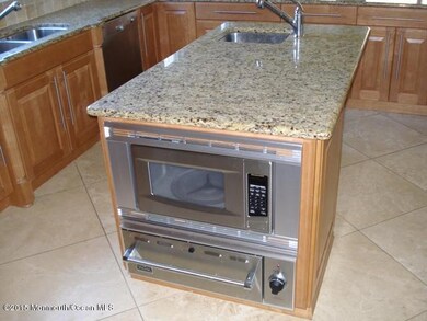 1 Bennet Ct, Marlboro, NJ 07746 - photo 4