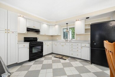 21 Forrester St, Newburyport, MA 01950 - photo 7